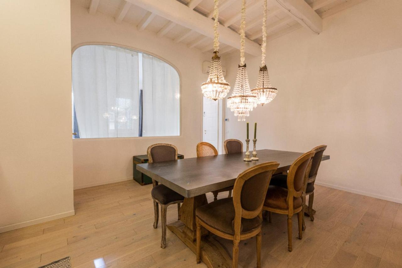 Florence- Chandelier Apartamento
