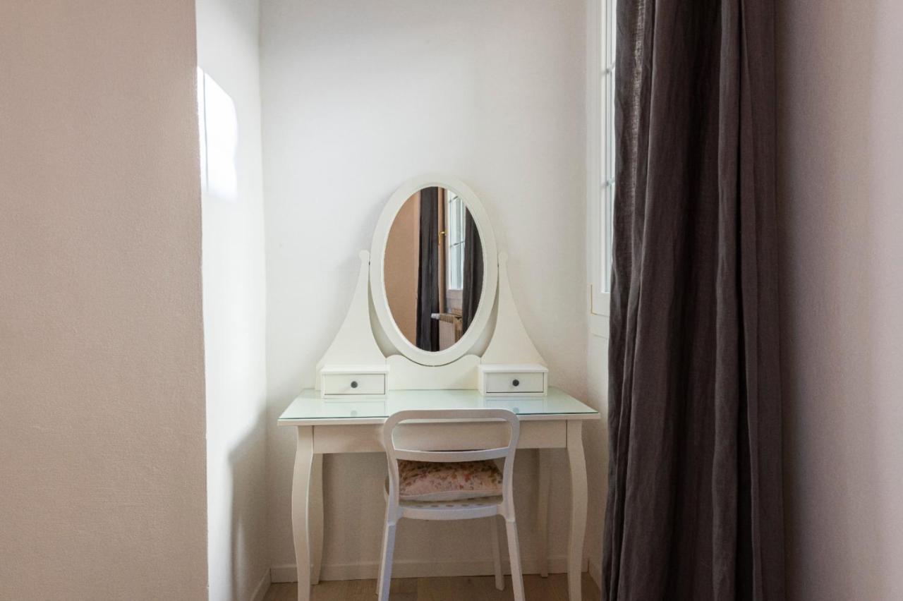Florence- Chandelier Apartamento *